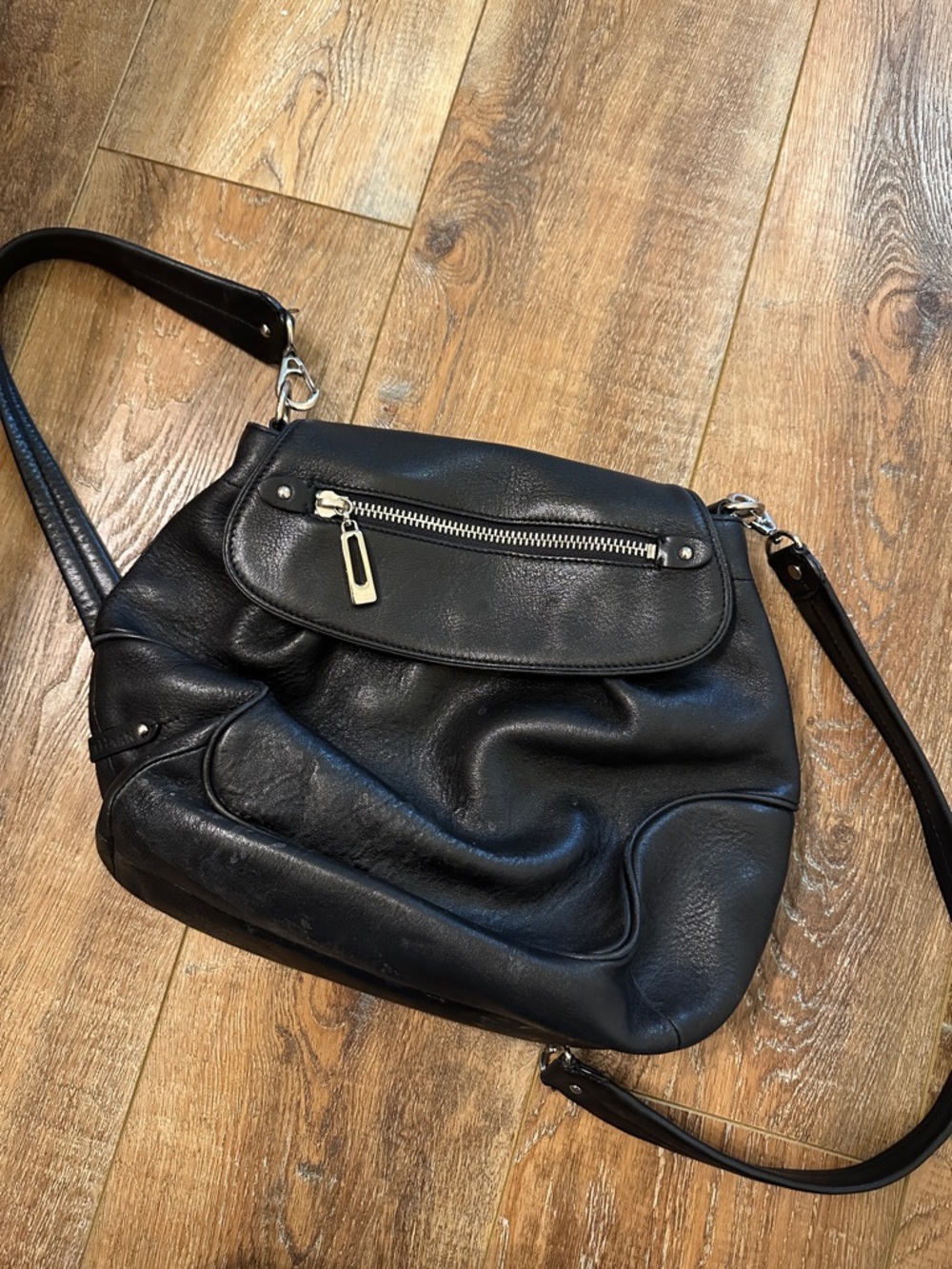 Cole Haan backpack purse black leather convertible straps - Picture 3 of 9